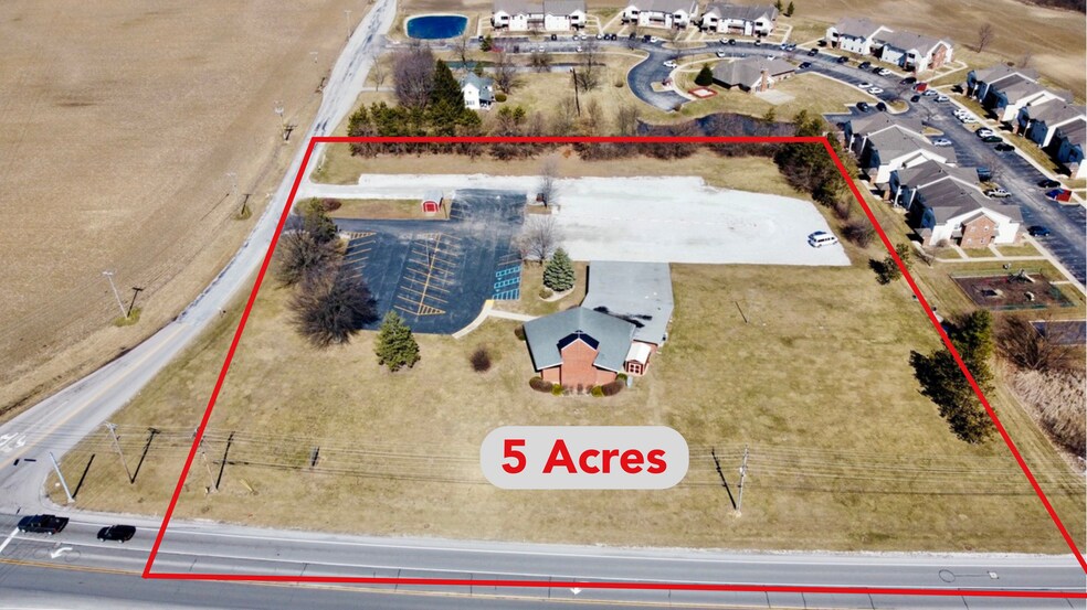 More Photos Of 2015 E Main St, Gas City Flex For Sale