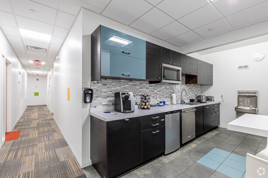 More Photos Of I-91 Corridor EXIT 21, Middletown Coworking Space