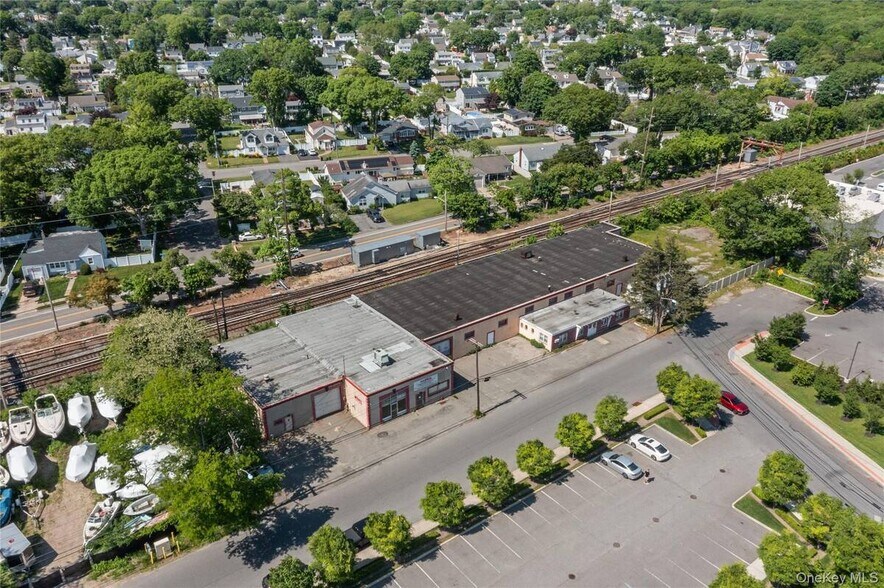More Photos Of 1113-1125 Prospect Ave, West Islip Warehouse For Sale