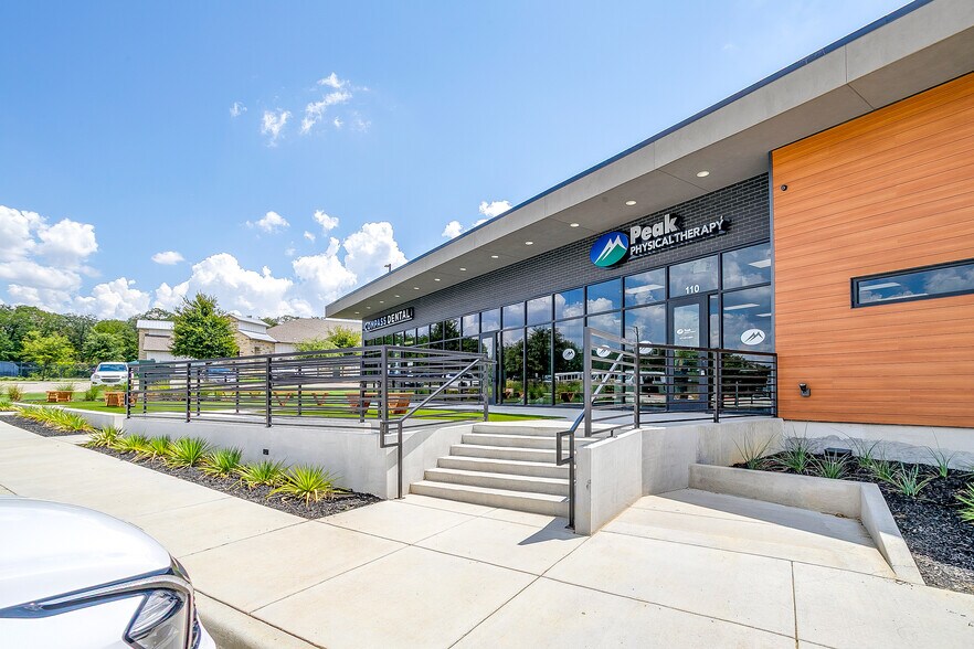 More Photos Of 12652 Timberland Blvd, Fort Worth Medical For Lease