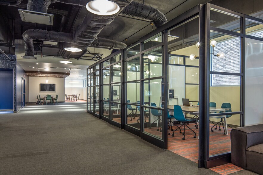 More Photos Of 532 E College Ave, State College Apartments For Lease