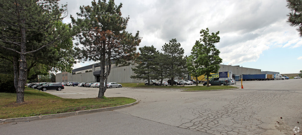 Primary Photo Of 1330 Courtneypark Dr E, Mississauga Warehouse For Lease