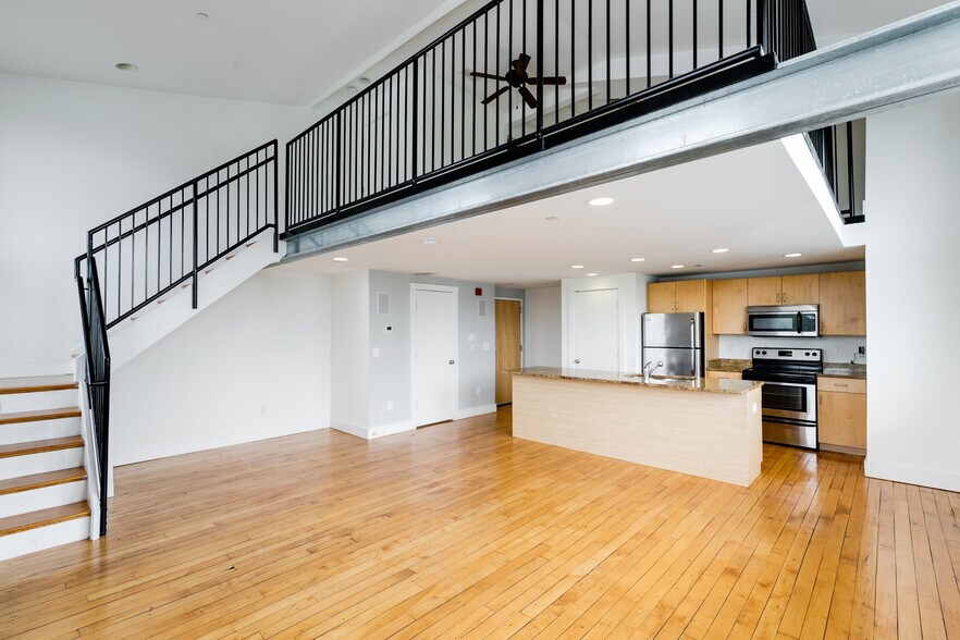 More Photos Of 141 E Wythe St, Petersburg Apartments For Sale