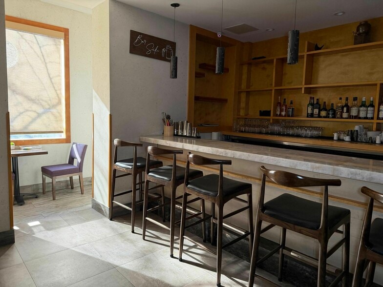 More Photos Of 365-367 W 46th St, New York Apartments For Lease