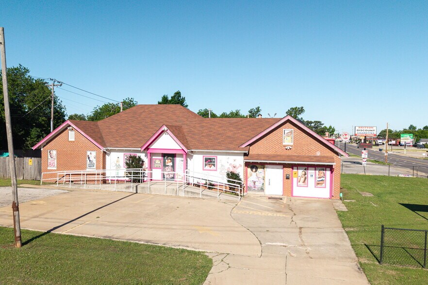 Primary Photo Of 1300 W Britton Rd, Oklahoma City Daycare Center For Sale