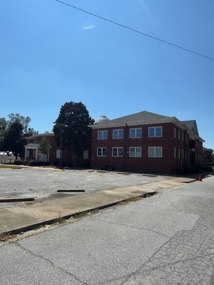 More Photos Of 2100 6th Ave, Columbus Religious Facility For Sale