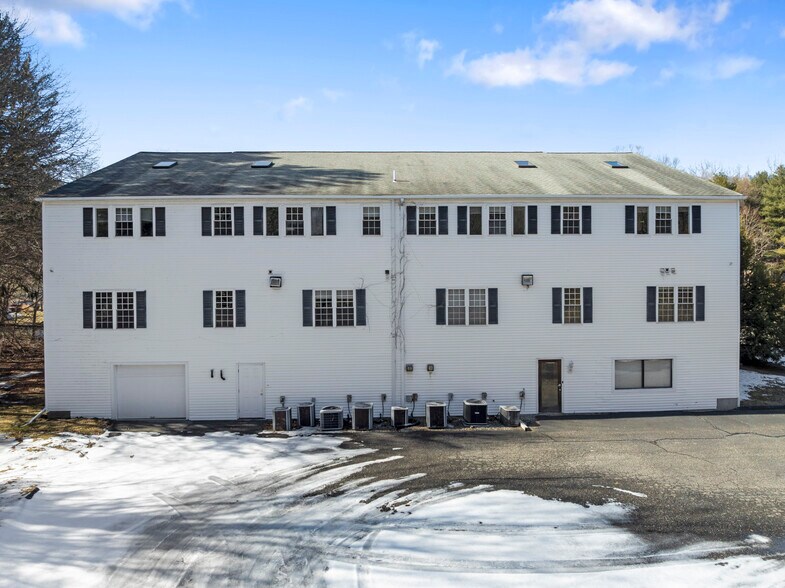 More Photos Of 128 Litchfield Rd, New Milford Medical For Sale