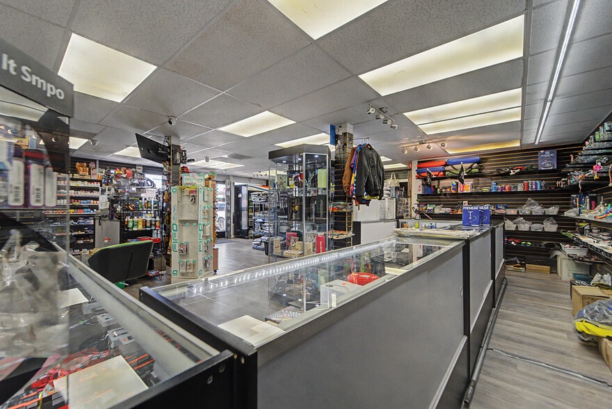 More Photos Of 520 Colusa Ave, Yuba City Freestanding For Sale