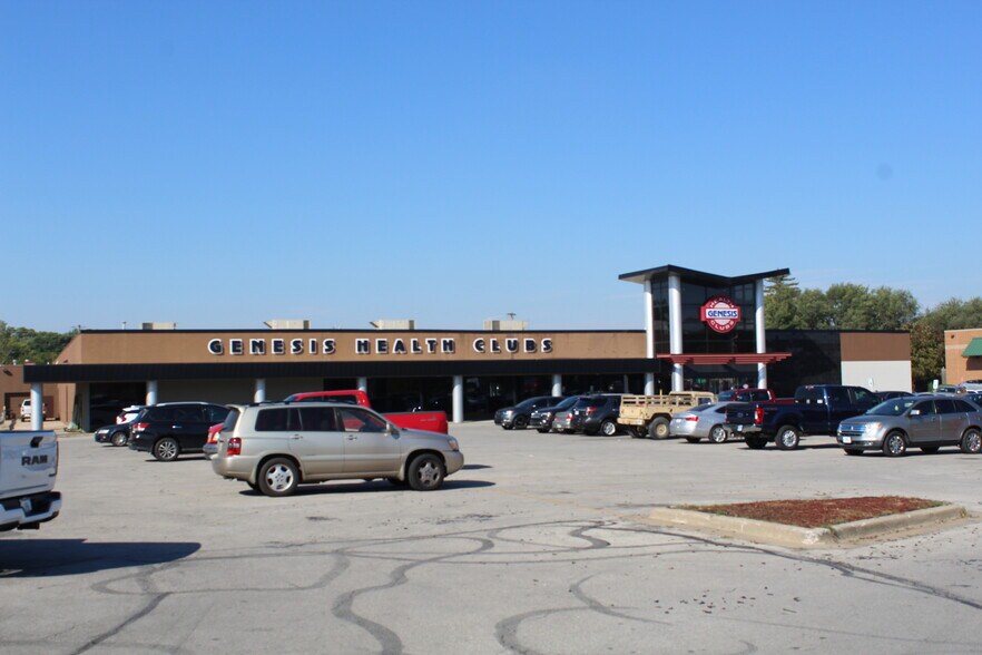 More Photos Of 2916 S 4th St, Leavenworth Unknown For Lease