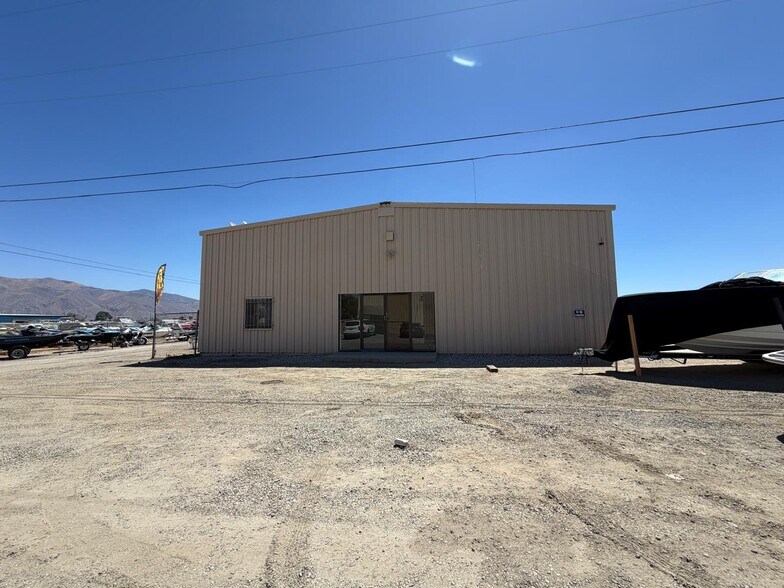 More Photos Of 1300 N Juanita St, Hemet Service For Lease