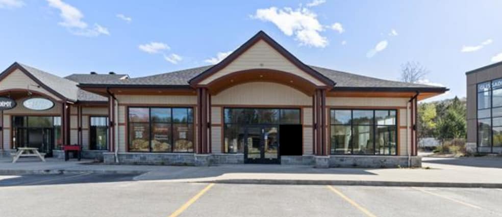 More Photos Of 175 Montée Ryan, Mont-tremblant Freestanding For Lease