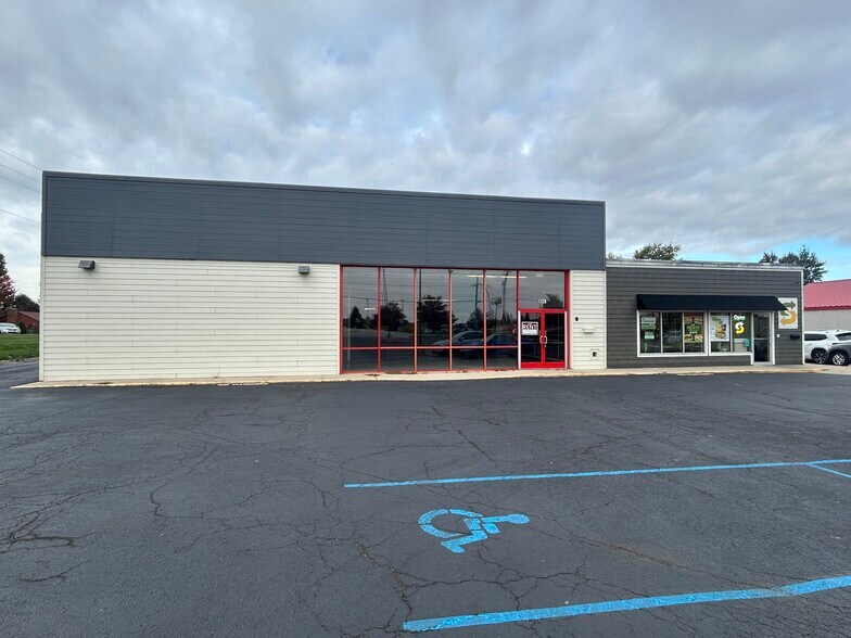 Primary Photo Of 1729-1735 E Commercial Avenue, Lowell Storefront For Lease