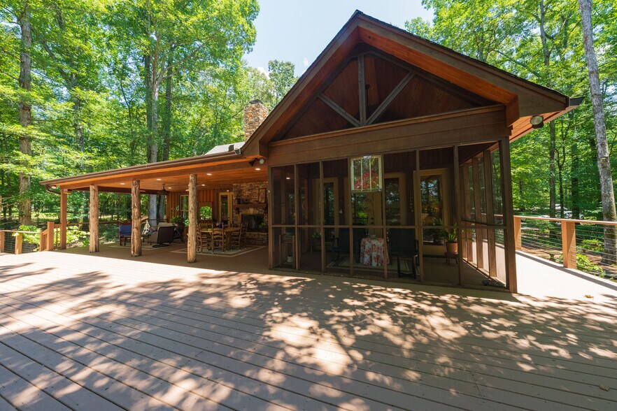 More Photos Of 1638 Old Minor Rd, Culloden Specialty For Sale