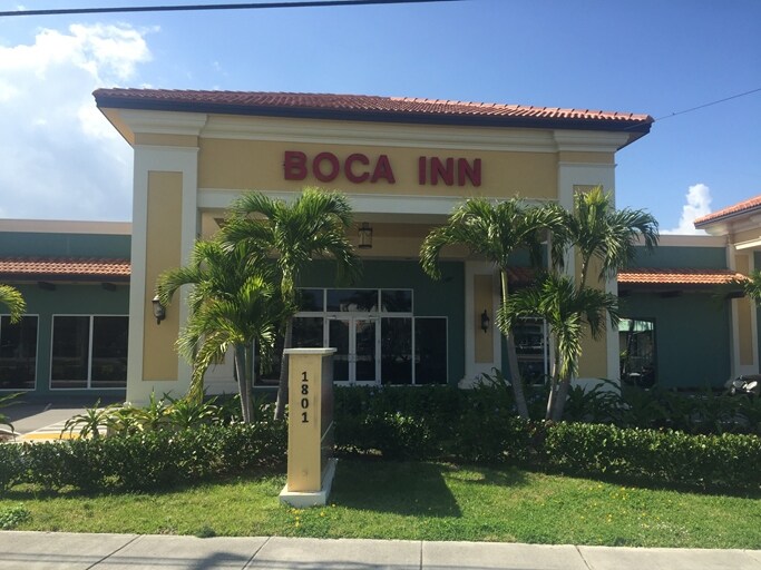 More Photos Of 1801 N Federal Hwy, Boca Raton Hotel For Lease