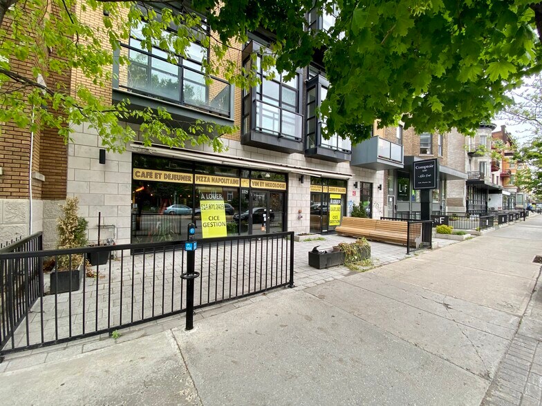 More Photos Of 5329 Av Du Parc, Montréal Storefront Retail Residential For Sale