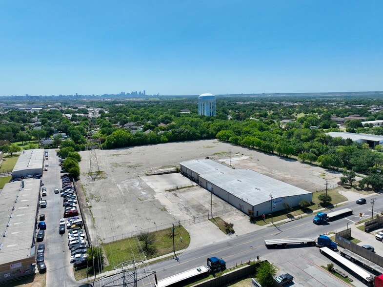 More Photos Of 324 N Nursery Rd, Irving Warehouse For Sale