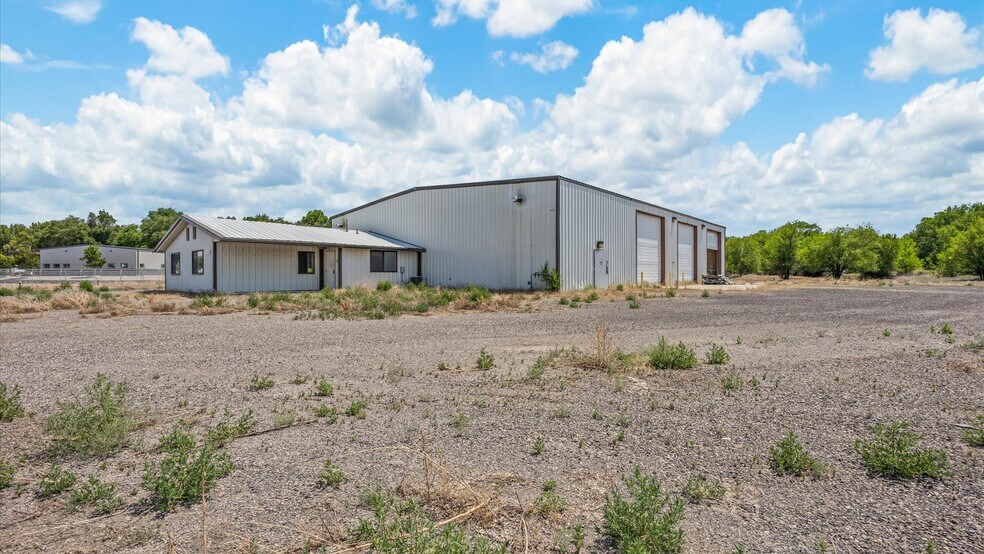 More Photos Of 1760 Gunnison Ave, Delta Warehouse For Sale
