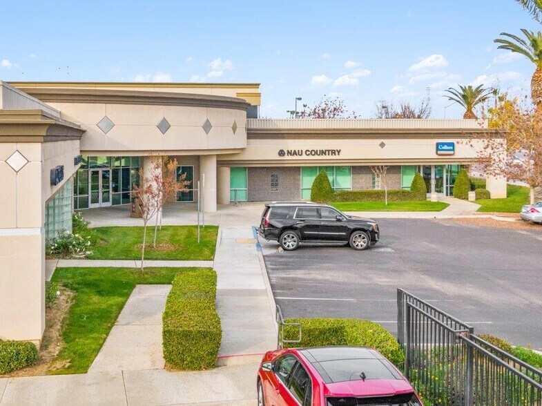 More Photos Of 7475 N Palm Ave, Fresno Office For Lease