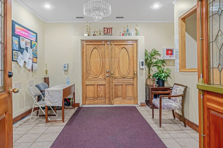More Photos Of 5102 Avenue D, Brooklyn Religious Facility For Sale