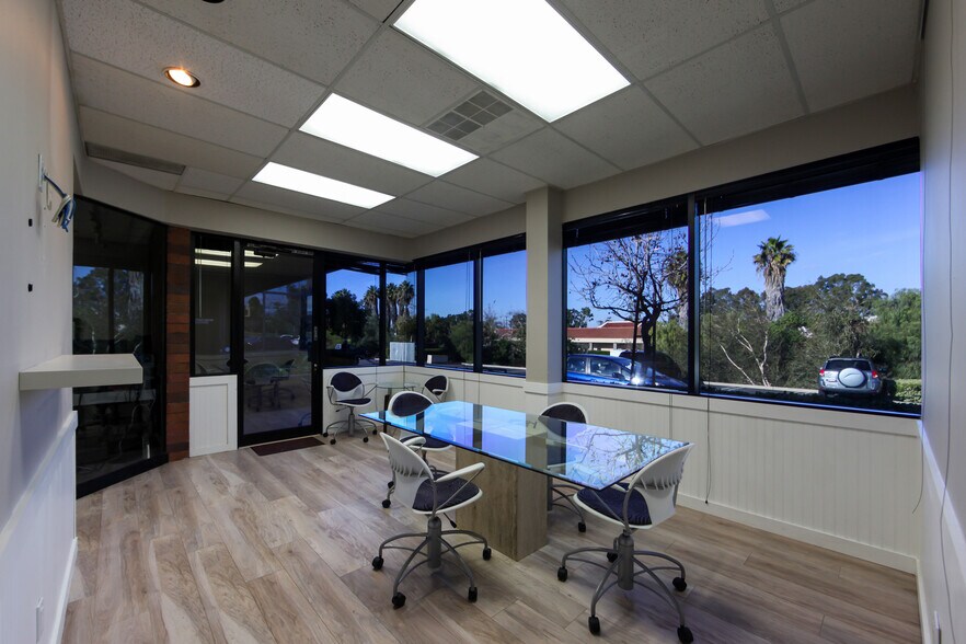 More Photos Of 23175-23177 La Cadena Dr, Laguna Hills Office For Lease