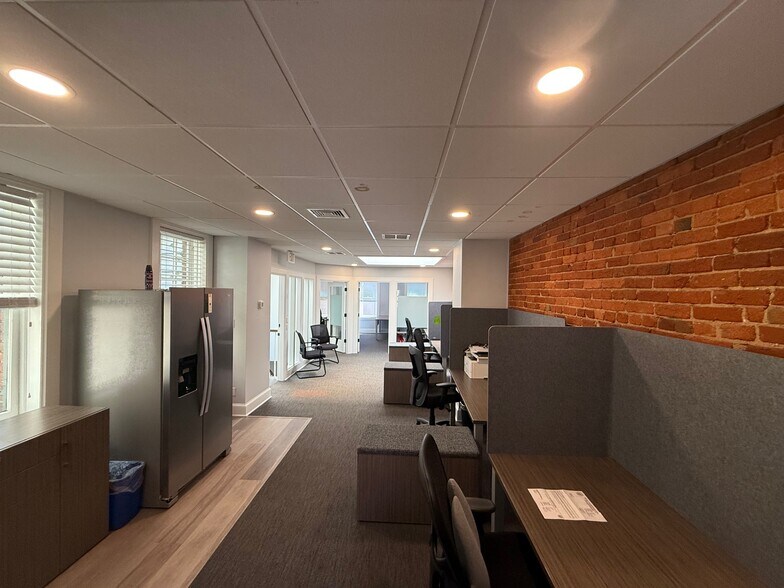 More Photos Of 705 Prince St, Alexandria Office For Lease