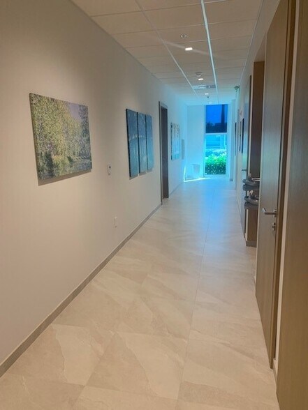 More Photos Of 777 US Highway 1 N, Tequesta Office For Lease