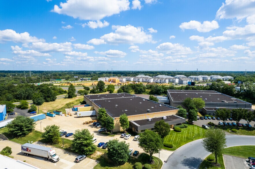 More Photos Of 90 Twinbridge Dr, Pennsauken Warehouse For Lease