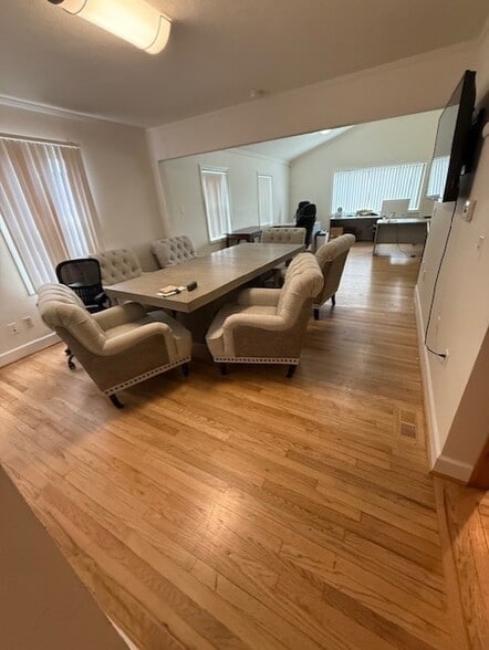 More Photos Of 4245 SW 109th Ave, Beaverton Office For Lease