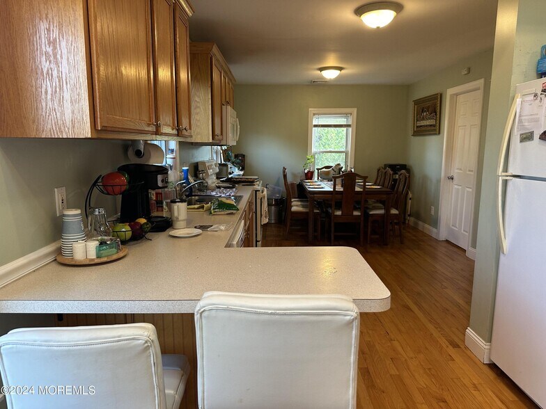 More Photos Of 905 17th Ave, Wall Township Apartments For Sale