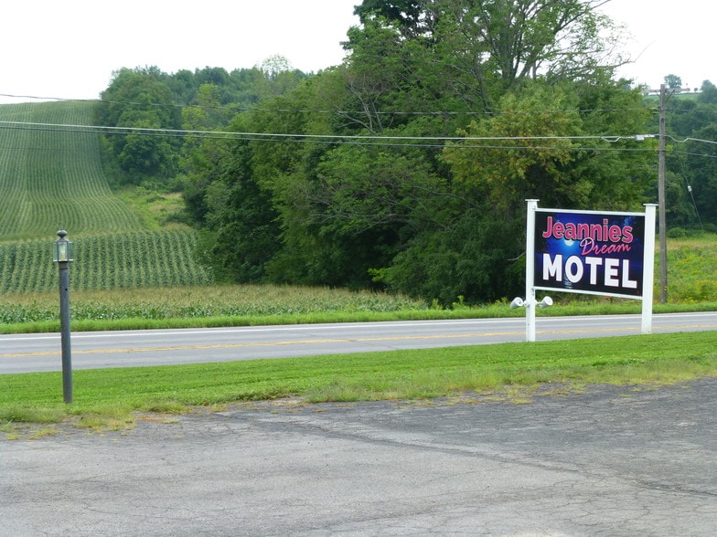 More Photos Of 1354 US Highway 20, West Winfield Hotel For Sale