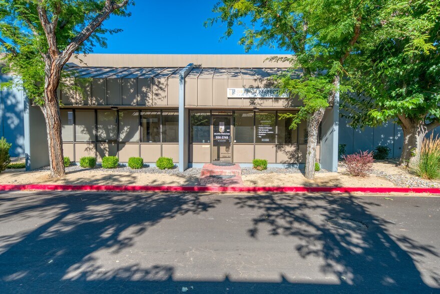 More Photos Of 320 Coney Island Dr, Sparks Warehouse For Sale
