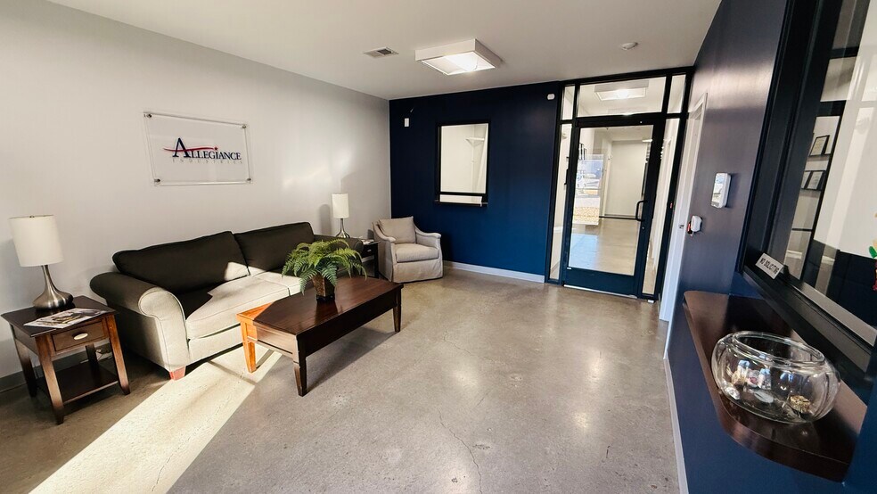 More Photos Of 105 Sunbelt Blvd, Columbia Distribution For Sale