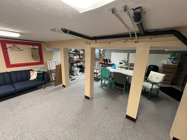 More Photos Of 8433 Cleveland Ave NW, Canton General Retail For Sale