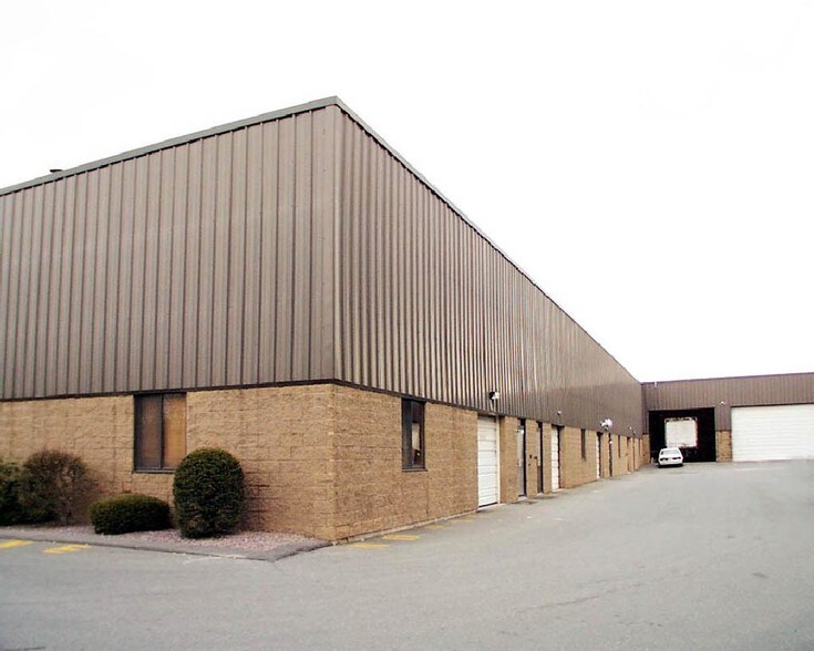 More Photos Of 275 Centre St, Holbrook Warehouse For Sale