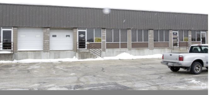 More Photos Of 880 Candia Rd, Manchester Service For Lease