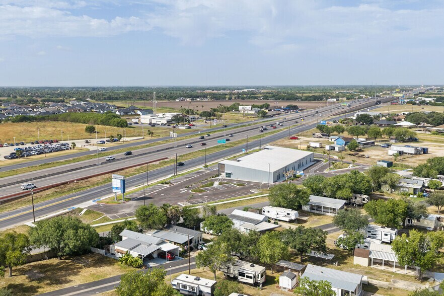 More Photos Of 8822 W Expressway 83, Harlingen Restaurant For Lease