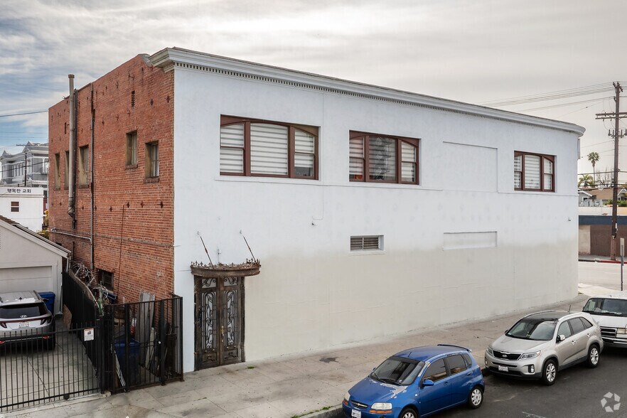 More Photos Of 4109-4117 W Pico Blvd, Los Angeles Office For Sale