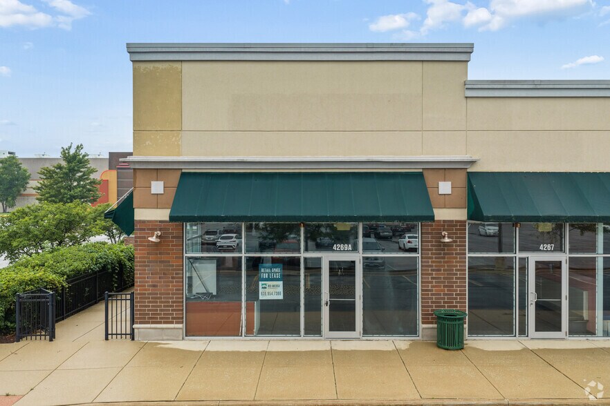 More Photos Of 4147-4275 167th St, Country Club Hills Unknown For Lease