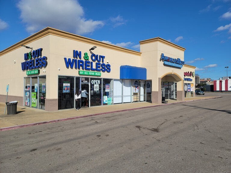 More Photos Of 4264-4320 Summer Ave, Memphis Unknown For Lease