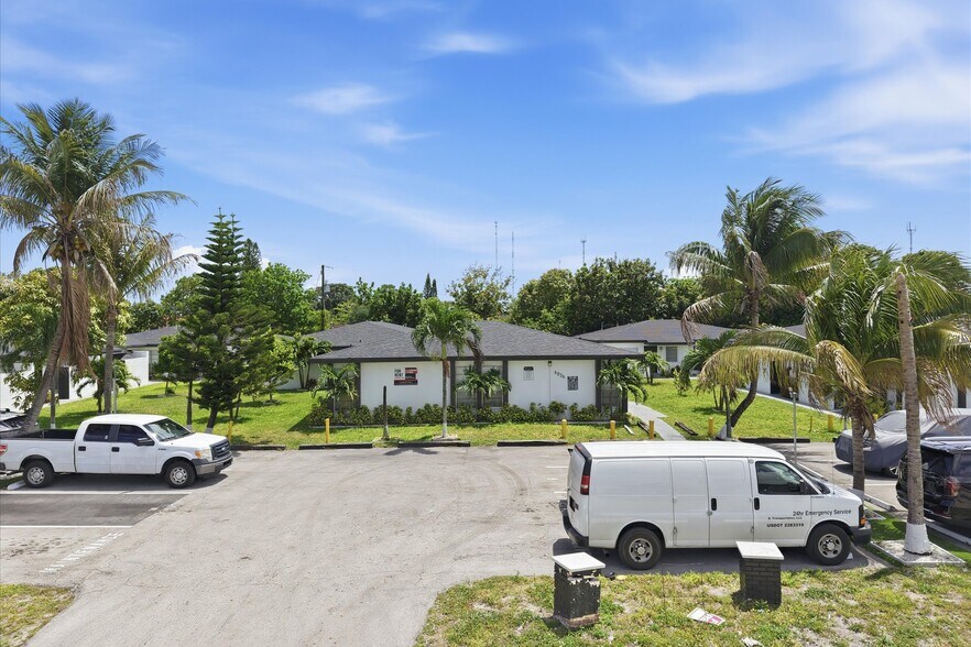 More Photos Of 6032 SW 25th St, Miramar Apartments For Sale