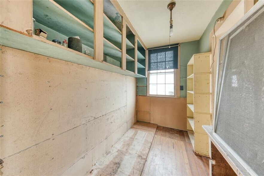 More Photos Of 2 Elm St, Westerly Office For Sale
