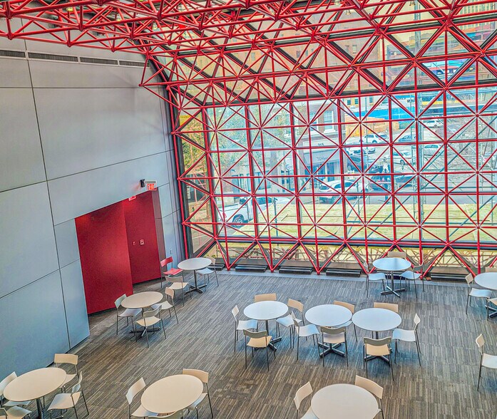 More Photos Of 301 W Bay St, Jacksonville Office For Sale