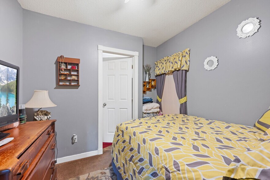 More Photos Of 2524 Portland Ave, Minneapolis Apartments For Sale