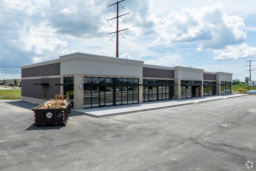 More Photos Of 10271 Calumet Ave, Dyer Restaurant For Lease