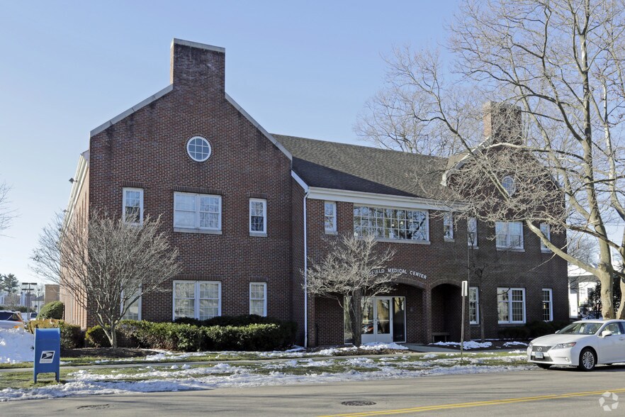 Primary Photo Of 52 Beach Rd, Fairfield Medical For Sale