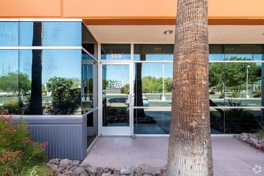 More Photos Of 7810 S Hardy Dr, Tempe Light Distribution For Lease