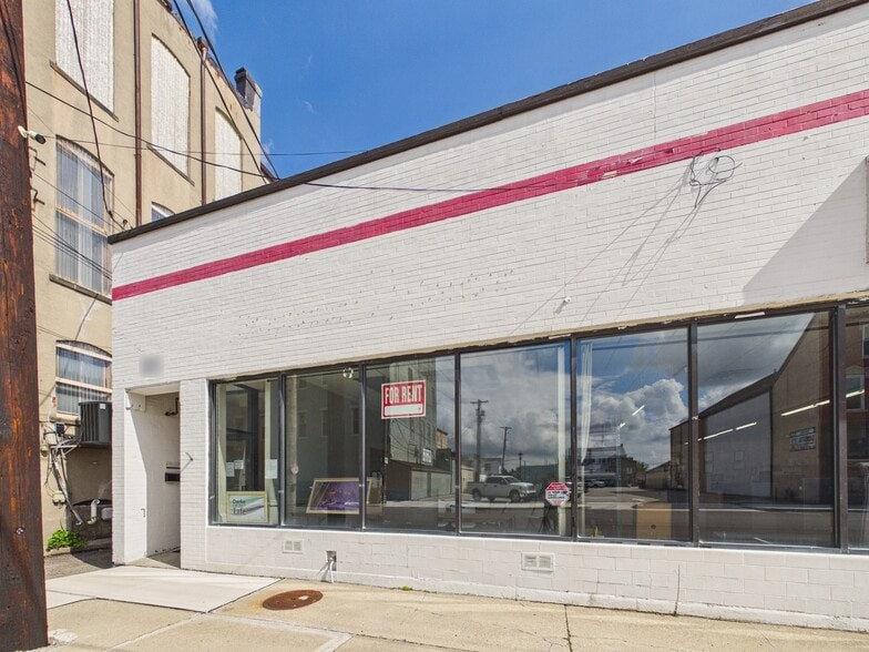 Primary Photo Of 105-107 W 3rd St, Greenville Storefront Retail Office For Lease