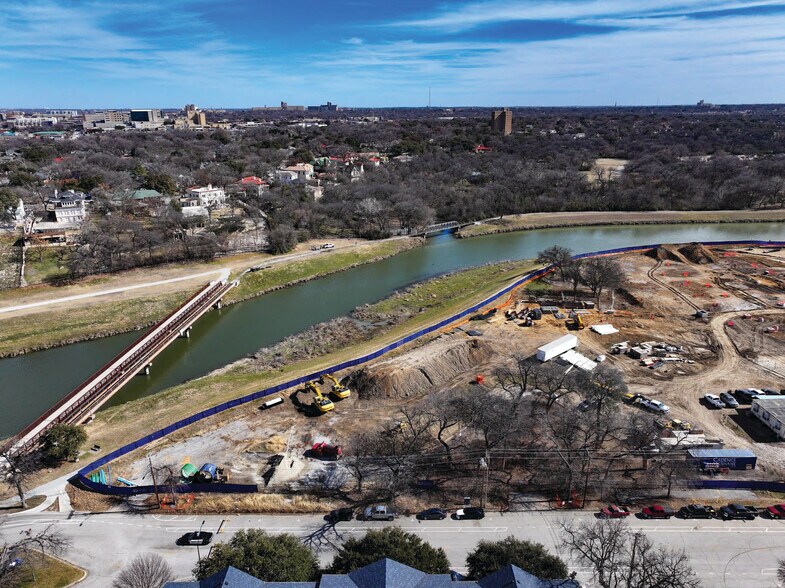 More Photos Of Old University Dr & Merrimac Cir, Fort Worth Unknown For Lease