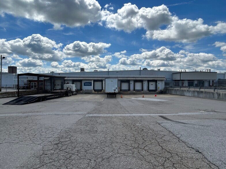 More Photos Of 1801 Russellville Rd, Bowling Green Manufacturing For Sale