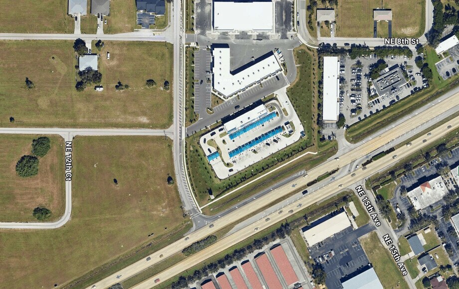 More Photos Of 1260-1261 NE 8th St, Cape, Cape Coral Flex For Lease